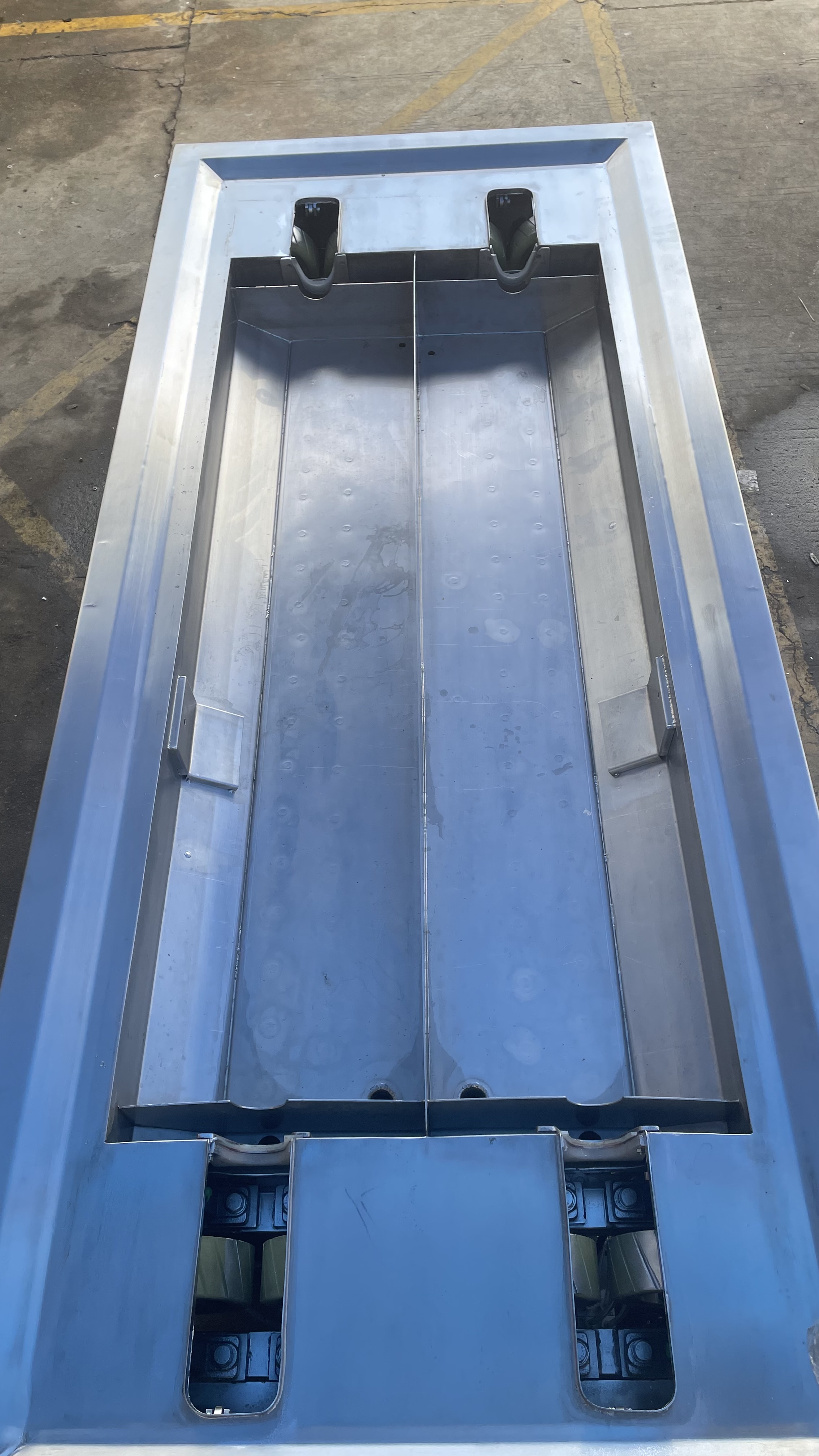 網(wǎng)紋輥超聲波清洗機